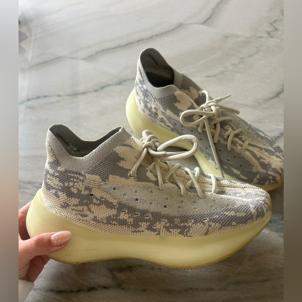 2019 Yeezy Boost 380 Alien